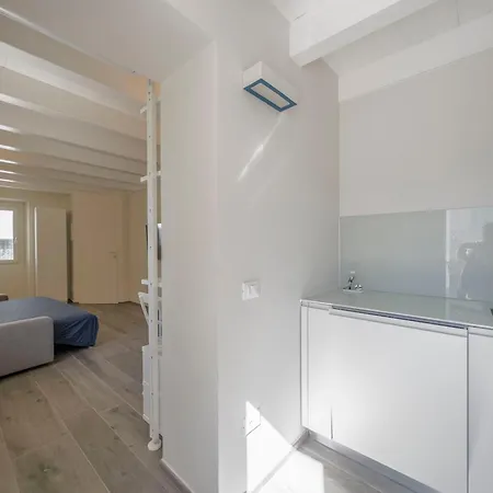 108 - Stupendo Monolocale In Centro Storico A Numana Sulla Costarella Con Terrazzo Privato- Spiaggia White Beach Club Omaggio Dal Lun Al Ven Fino Al 08-08 Solo Per Prenotazioni Effettuate Dal 27 Luglio شقة