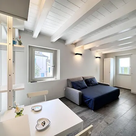 Apartment 108 - Stupendo Monolocale In Centro Storico A Con Terrazzo Privato - Gratis Al White Club Fino Al 3 Agosto Numana