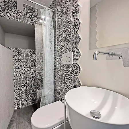 108 - Stupendo Monolocale In Centro Storico A Con Terrazzo Privato - Gratis Al White Club Fino Al 3 Agosto *